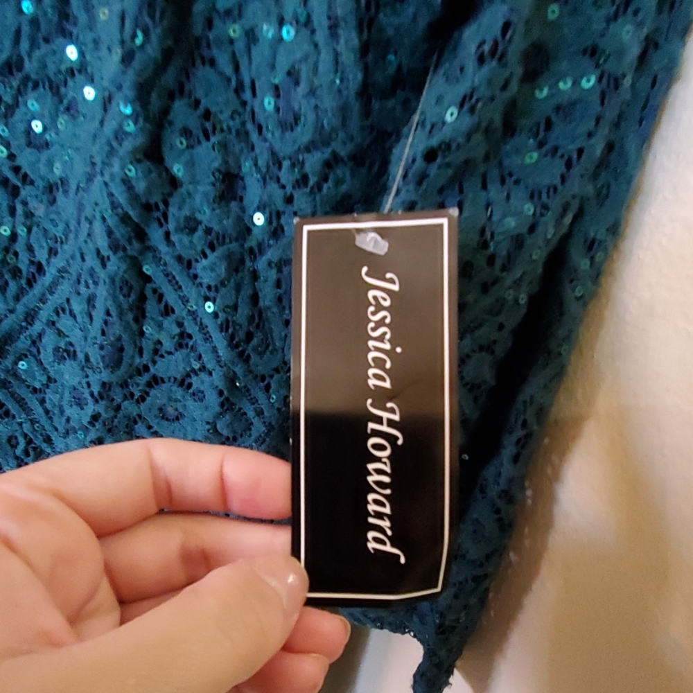 Dress - Picture 3 of 4